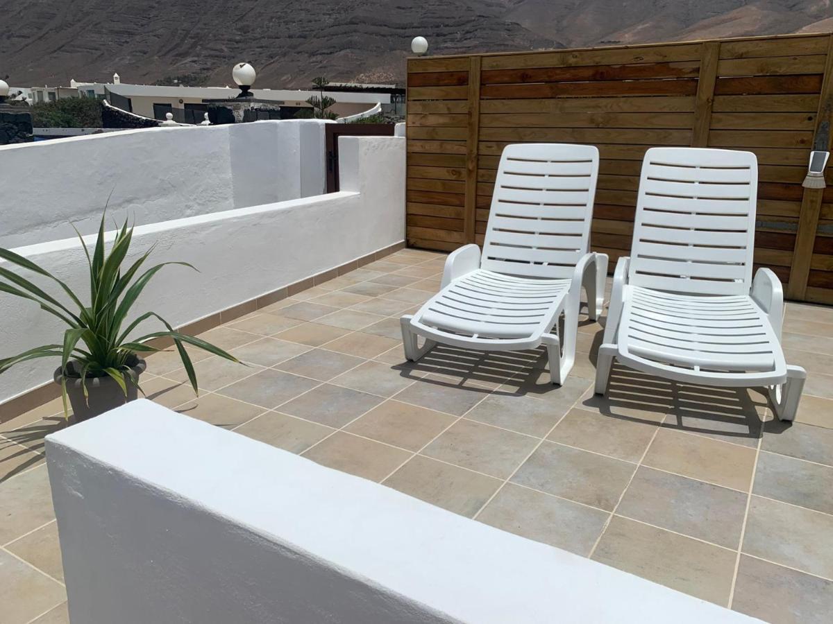 Apartment In Famara Beach Теґісе Екстер'єр фото